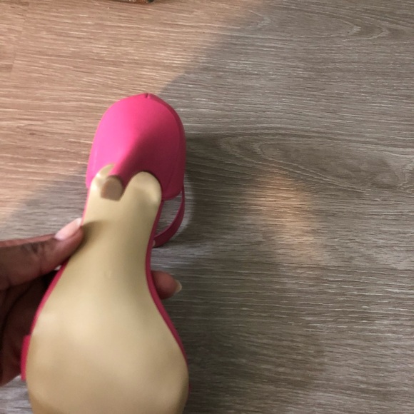 NEIMAN MARCUS Yani Ankle-Strap Sandal || Pink Sz 8 - Picture 7 of 12